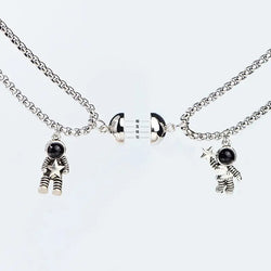 2Pcs Stainless Steel Couples Necklaces Astronomy Spaceman Magnetic